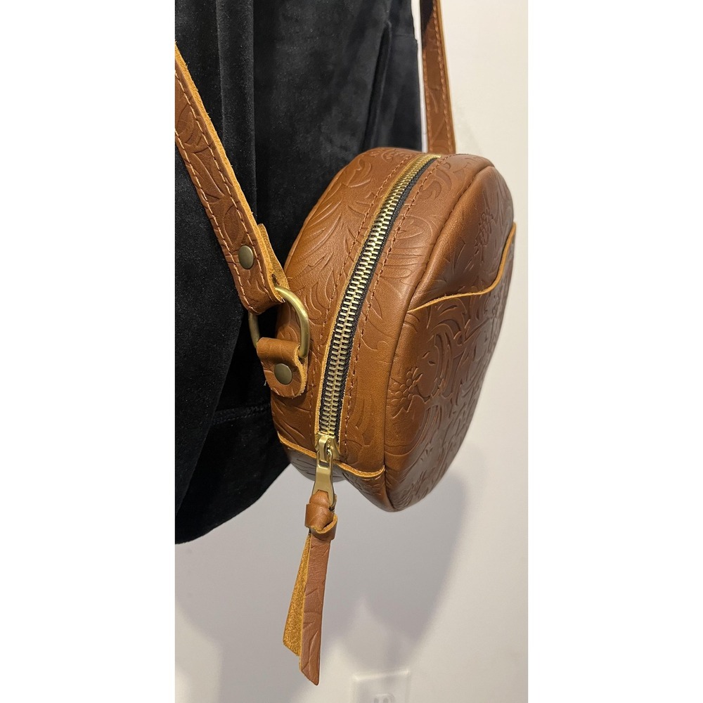 Portland Leather Goods Crossbody Bag Womens Small Brown Floral Tooled Round - Picture 7 of 13
